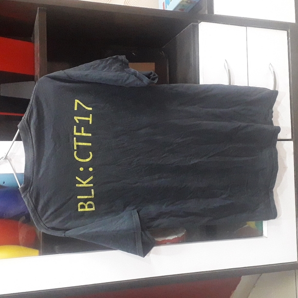 Imported from USA-Port and company Men's black casual round neck t-shirt -M size - Picture 2 of 4